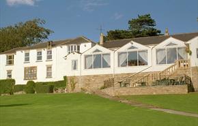 Helme Park Hall Hotel