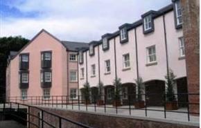 Durham Five Star Apartment