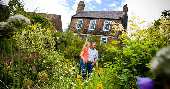 Crook Hall and Gardens 