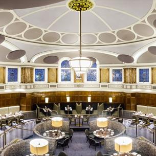 Dining area at Marco Pierre White Steakhouse Bar & Grill: Hotel Indigo