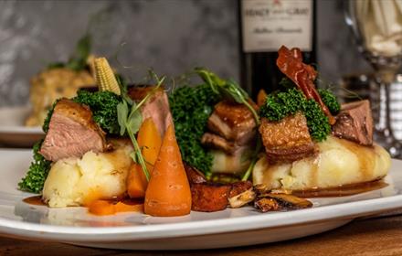 Thomas Wright House Sundays Dinner