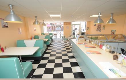 Tutti Frutti Ice Cream Parlour